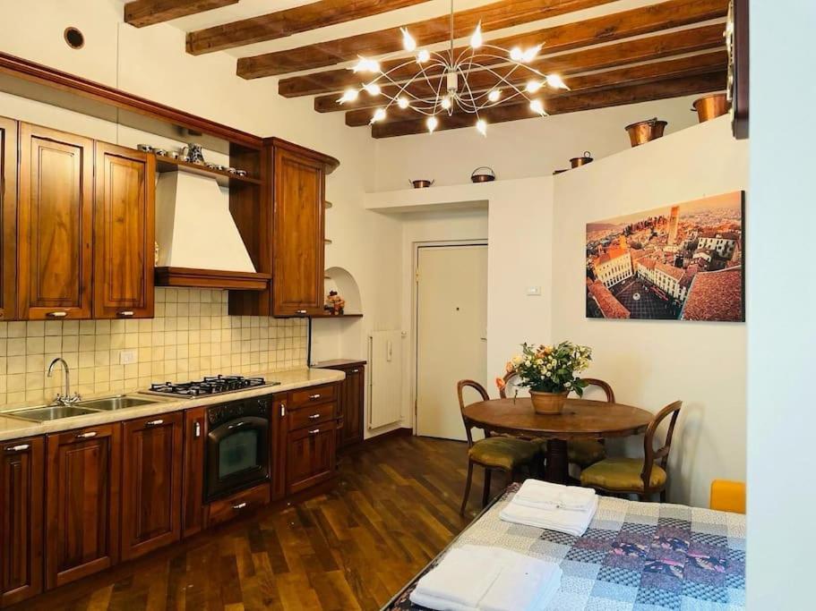 Bella Ciao Old Town Lägenhet Bergamo Exteriör bild