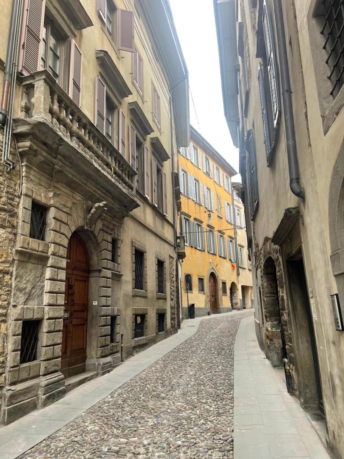 Bella Ciao Old Town Lägenhet Bergamo Exteriör bild