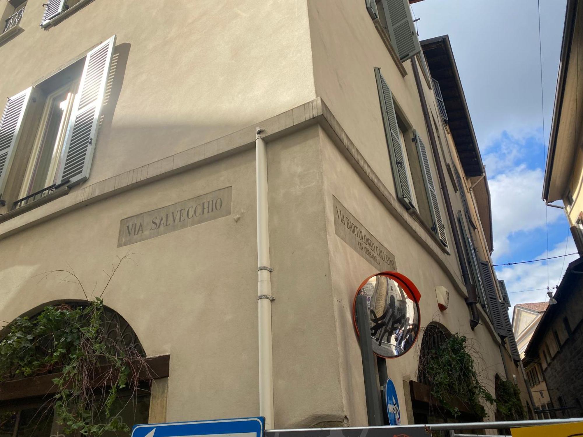 Bella Ciao Old Town Lägenhet Bergamo Exteriör bild